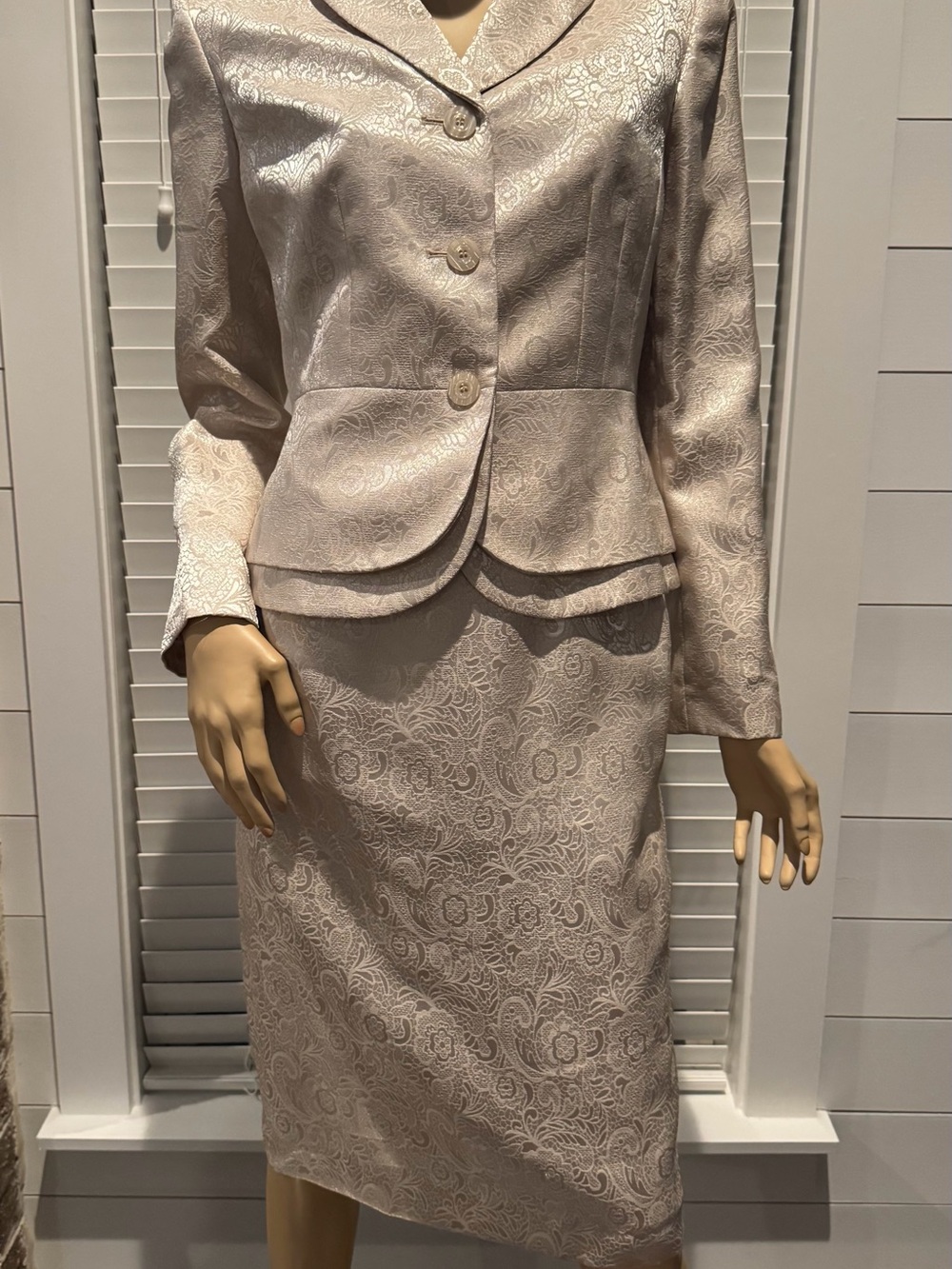 Kasper 2-Piece Skirt Suit Set (Blazer + Pencil Skirt) Size 10